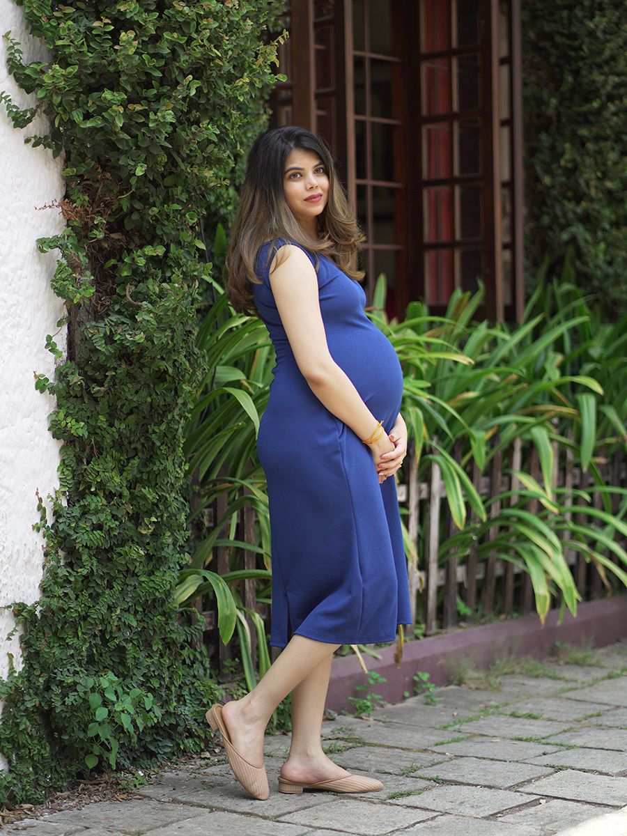 Maternity Photoshoot Wear knitted Short Dress- Blue ZIVAMOMS Maternity Photoshoot Wear knitted Short Dress- Blue ZIVAMOMS