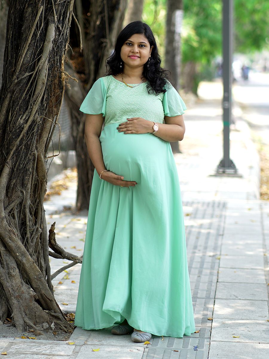 Maternity Photoshoot georgette gown- pista green ZIVAMOMS Maternity Photoshoot georgette gown- pista green ZIVAMOMS