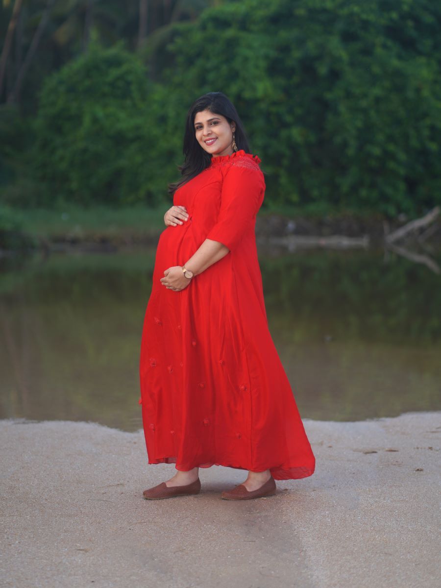 Maternity Photo Gown - Dark Red