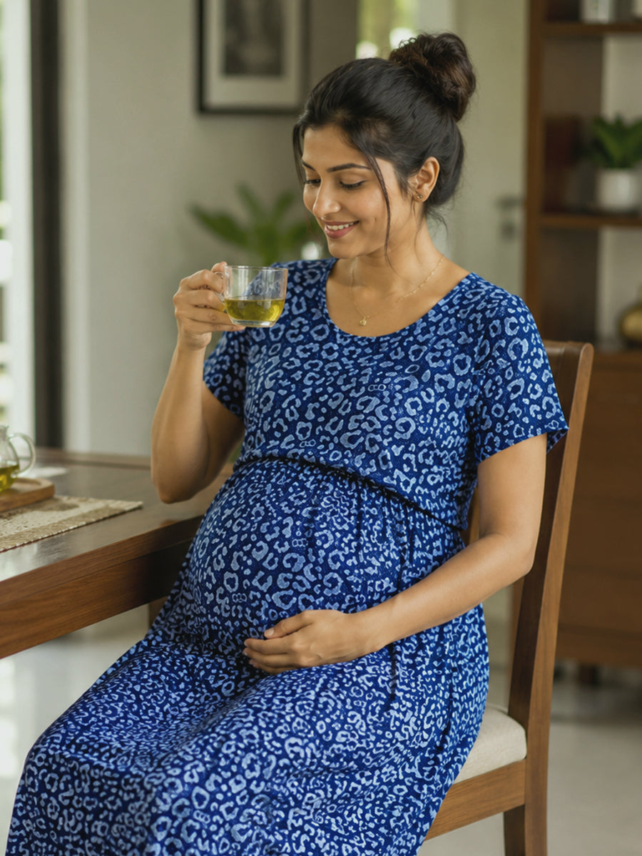 Ziva Zipless Maternity & Feeding Knitted Dress with Adjustable Tie & Side Pocket – Dark Blue Leopard Print
