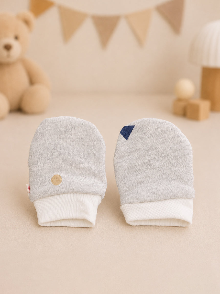 Ziva Baby Cap, Mitten & Bootie Set – Geometric Shapes Print | Knitted Cotton