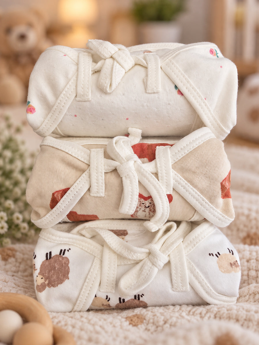 Ziva 3 Piece Nappy – Unisex | Premium Adjustable Tie Nappy | Knitted Cotton | Lightly Padded Attached Insert | Assorted White, Off-White & Beige Prints(Print Details: Check Product Description)
