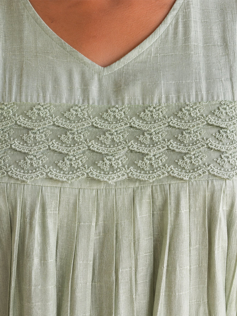 Ziva Maternity & Feeding Slub Grain Textured Dress with Invisible Feeding Zips, Crochet Lace Detailing & Pocket – Pastel Green