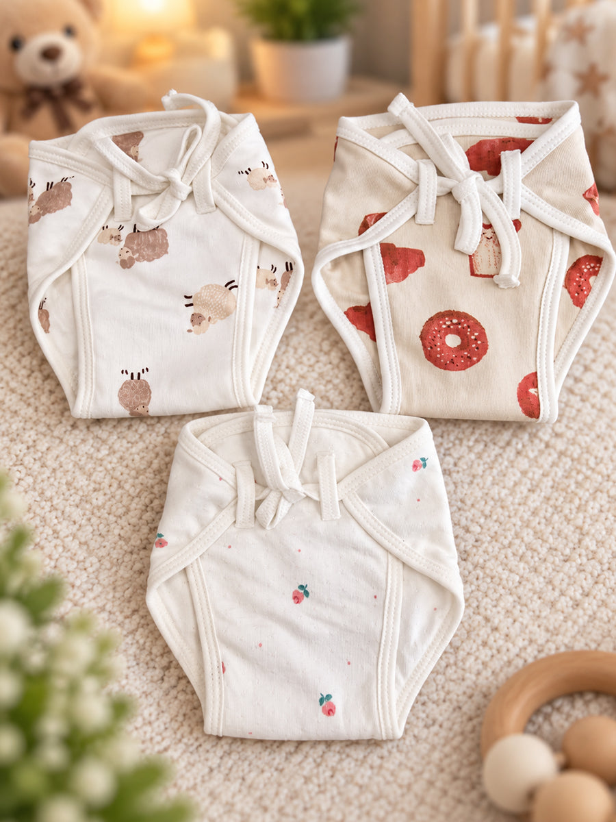 Ziva 3 Piece Nappy – Unisex | Premium Adjustable Tie Nappy | Knitted Cotton | Lightly Padded Attached Insert | Assorted White, Off-White & Beige Prints(Print Details: Check Product Description)