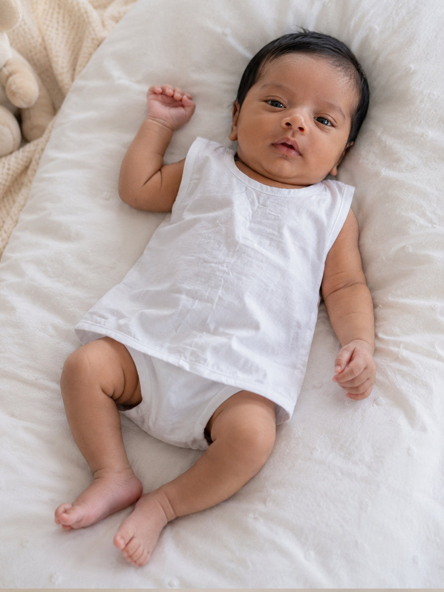 Ziva 6-Piece Cotton Jabla with Tie – Soft Sleeveless Newborn Wear | White