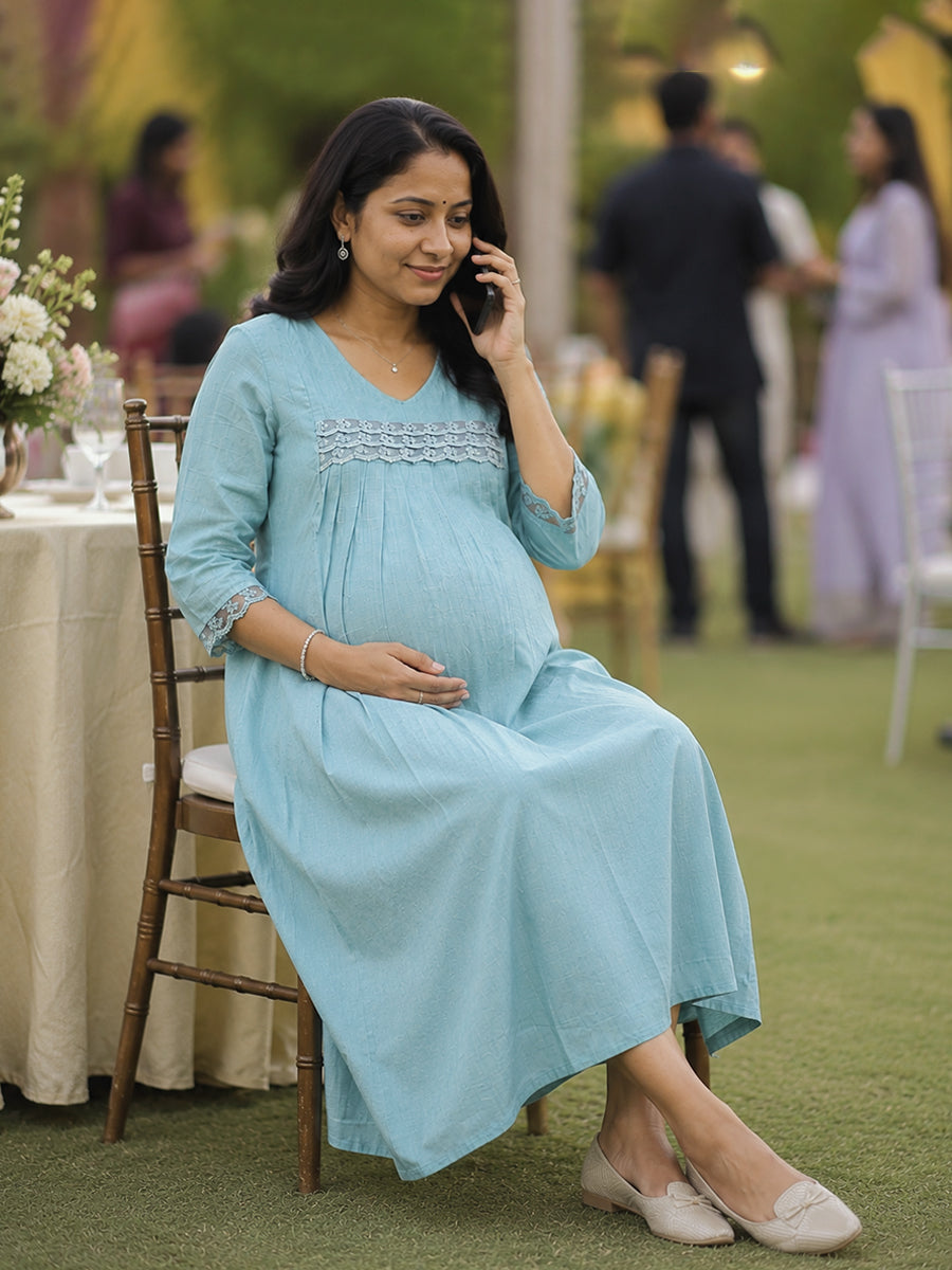 Ziva Maternity & Feeding Slub Grain Textured Dress with Invisible Feeding Zips, Crochet Lace Detailing & Pocket – Dusty Teal