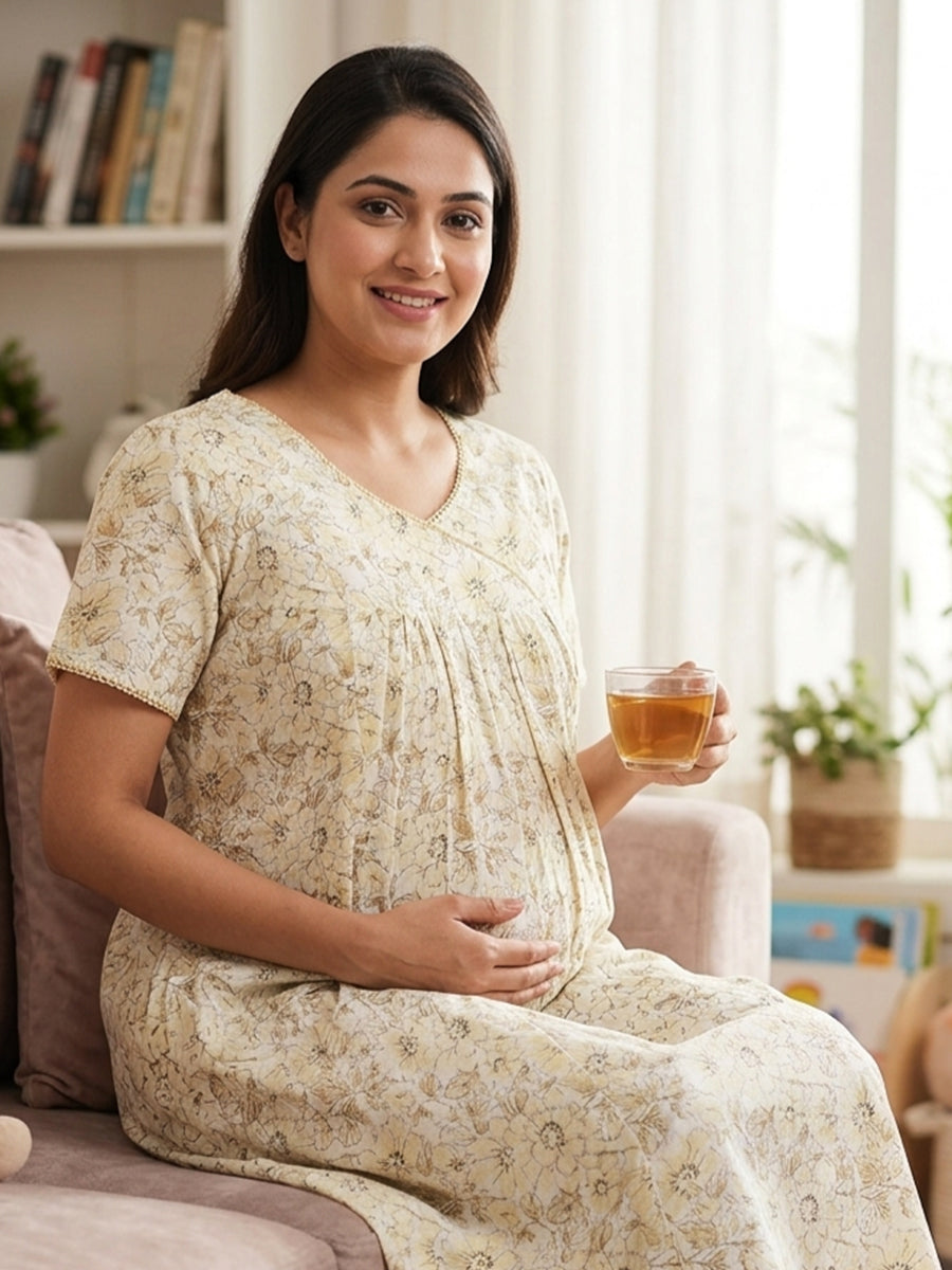 Ziva Cotton Maternity & Feeding Short Nighty with Pocket and Two Side Invisible Feeding Zips  – Yellow Floral