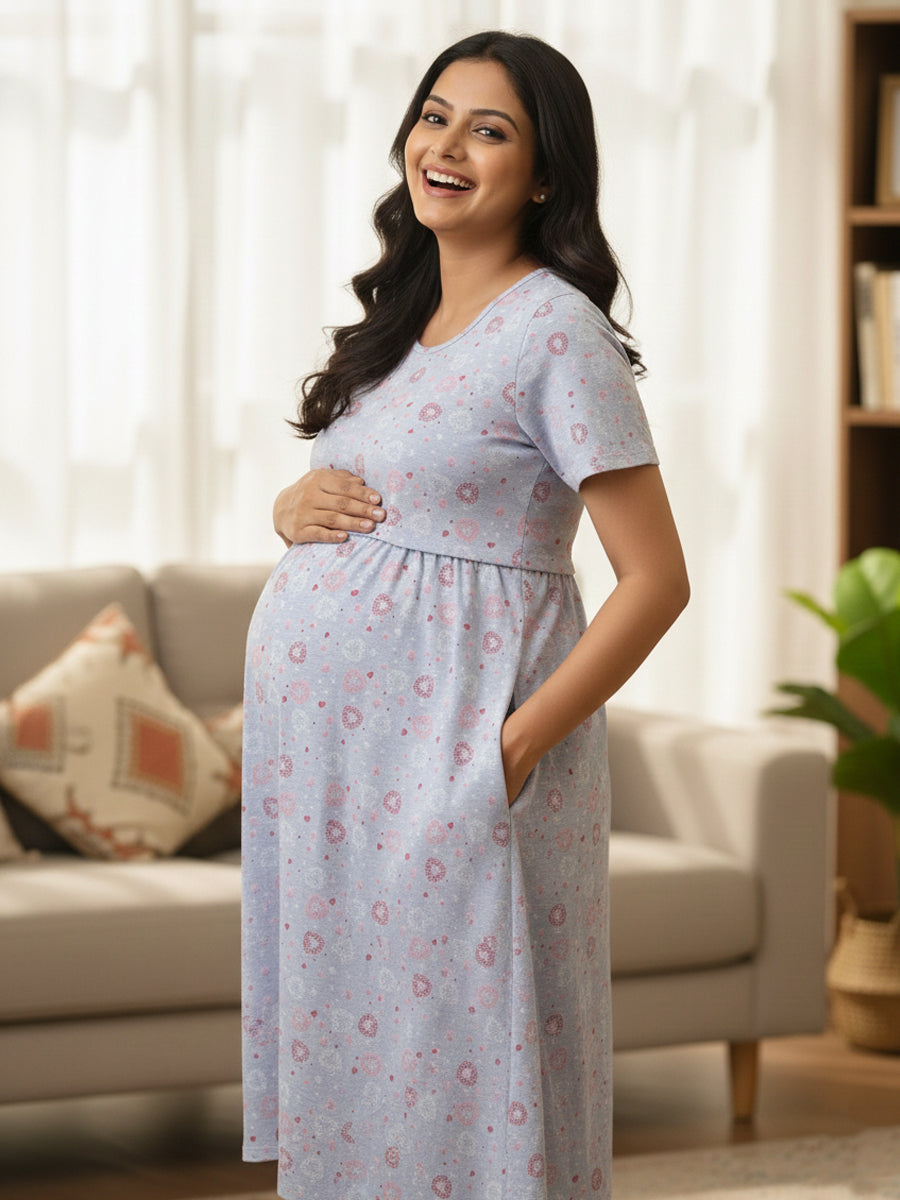 Zipless Maternity & Feeding Dress – Light Blue Pinstripe Heart Print