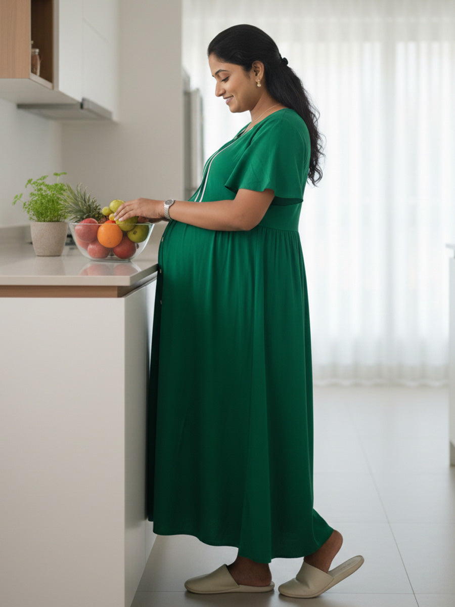Green Plain Full-Open Feeding Short Nighty with Lace Yoke