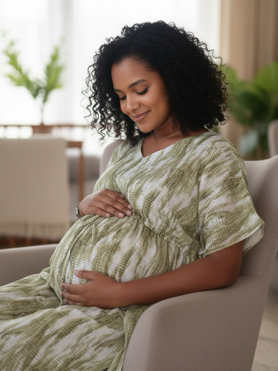 Off-White Pear Green Tie-Dye Maternity & Feeding Kaftan with Dual Nursing Zips