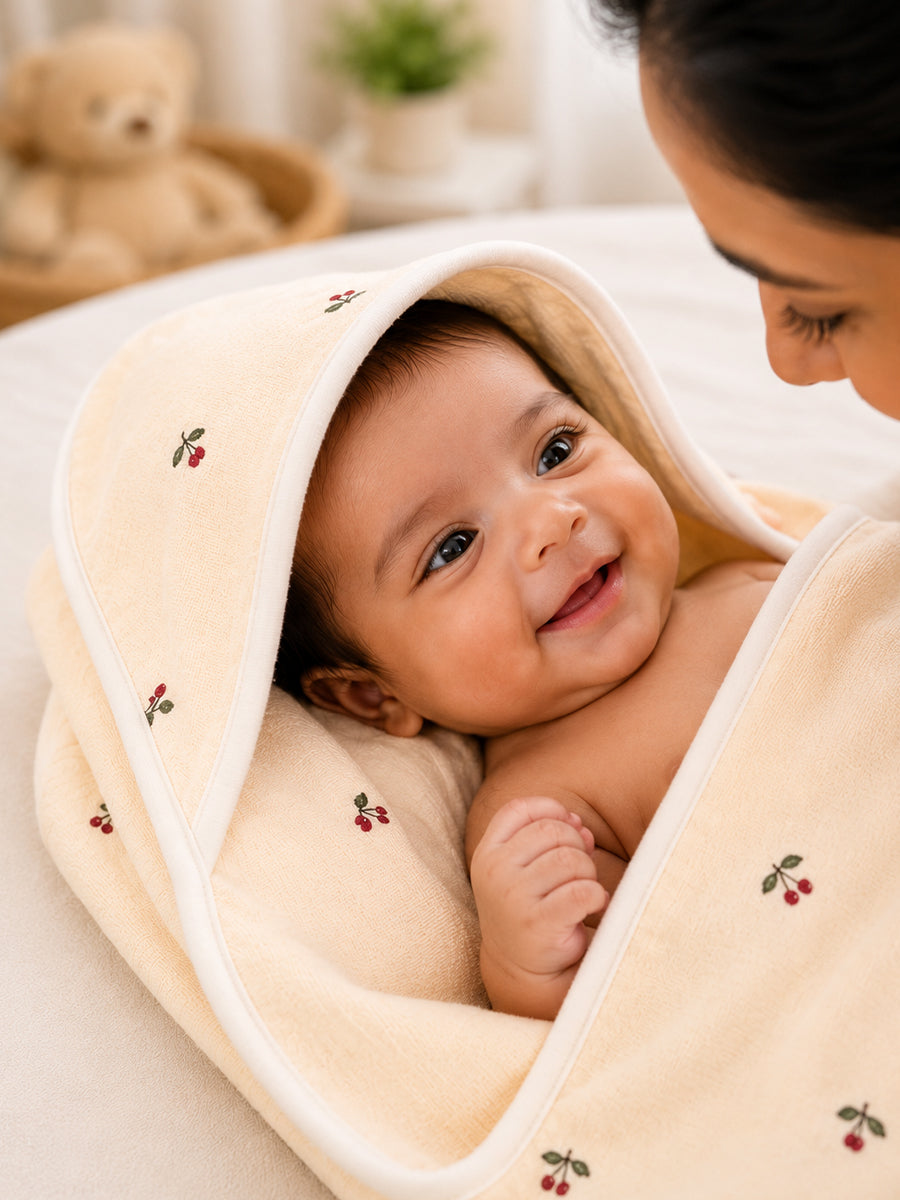 Ziva Premium Muslin Hooded Towel – Double Layer Muslin with Soft Fleece Core | Berry Bloom Print