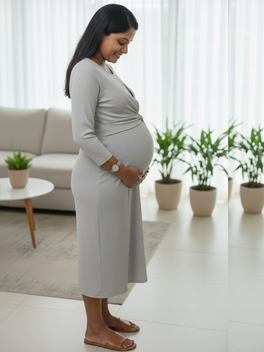 Grey Knitted Textured Twisty Zipless Maternity Dress – Stretch Fit Elegance