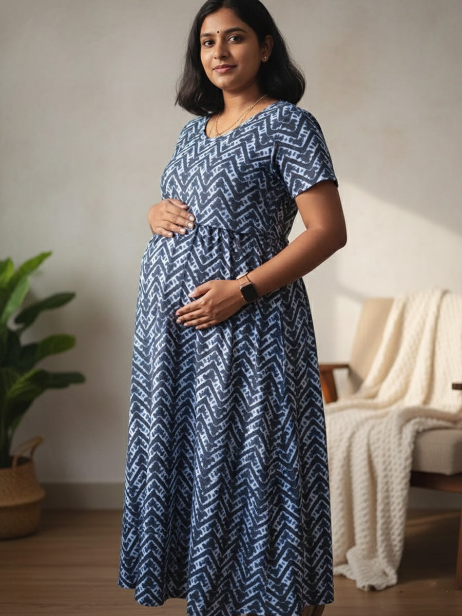Blue Chevron Printed Knitted Maternity Dress – Zipless Easy Feeding | Ziva