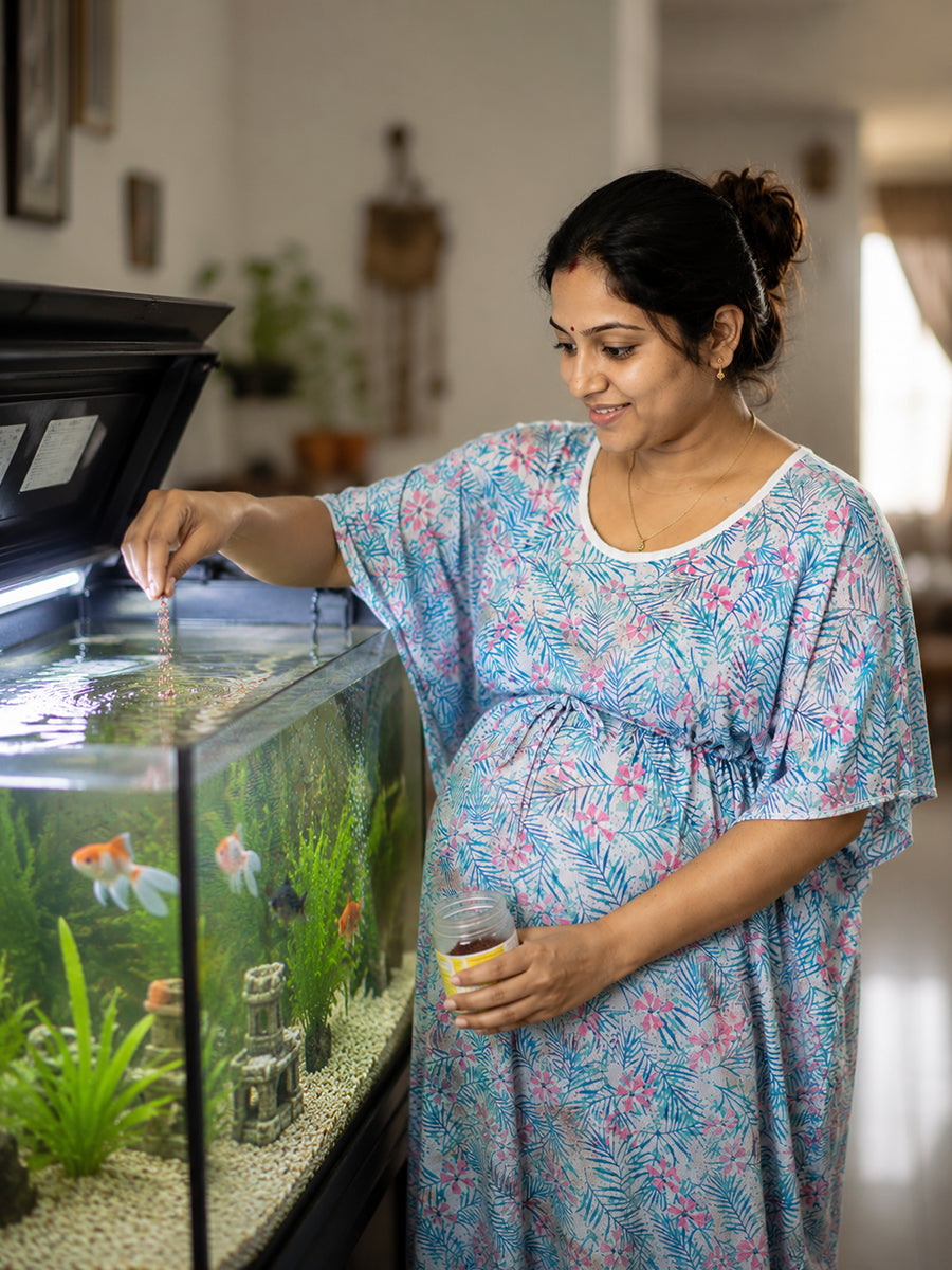 Ziva Maternity & Feeding Kaftan with Feeding Zip & Waist Tie – Mint Palm Blossom Print