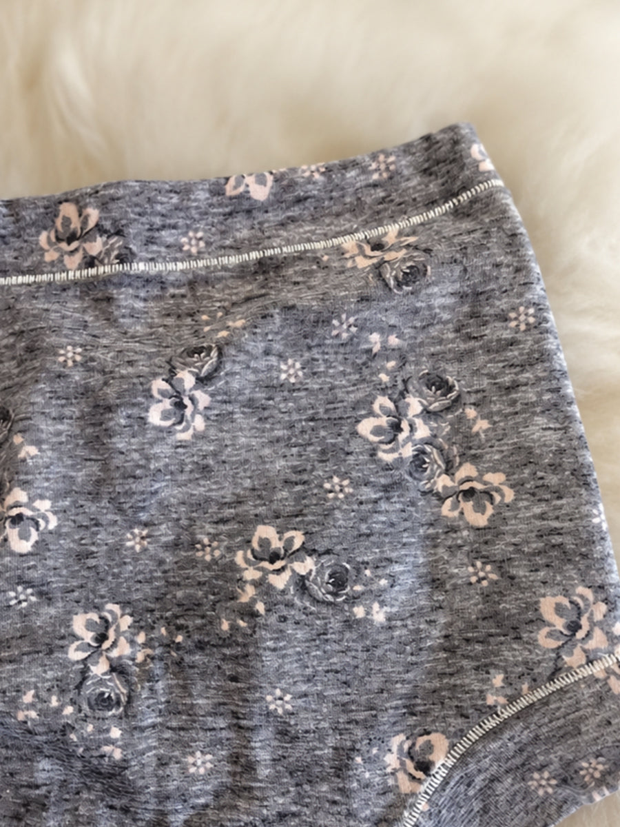 Ziva Maternity Low Waist Shorty Panty – Premium Soft Viscose | Blush Vintage Bloom Print | Ash Melange