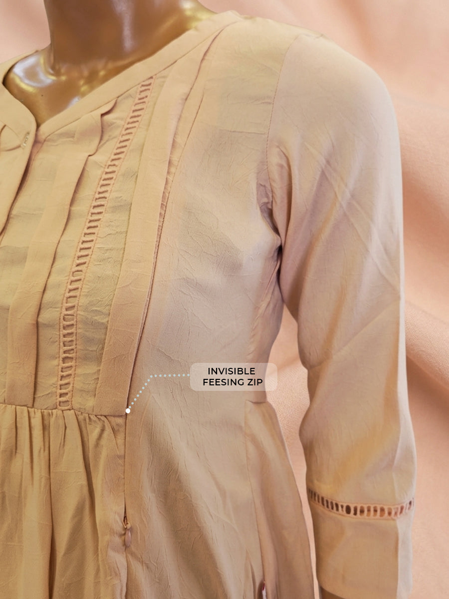 Ziva Maternity & Feeding Crinkle Textured Dress with Invisible Feeding Zip & Pocket – Peachy Pink