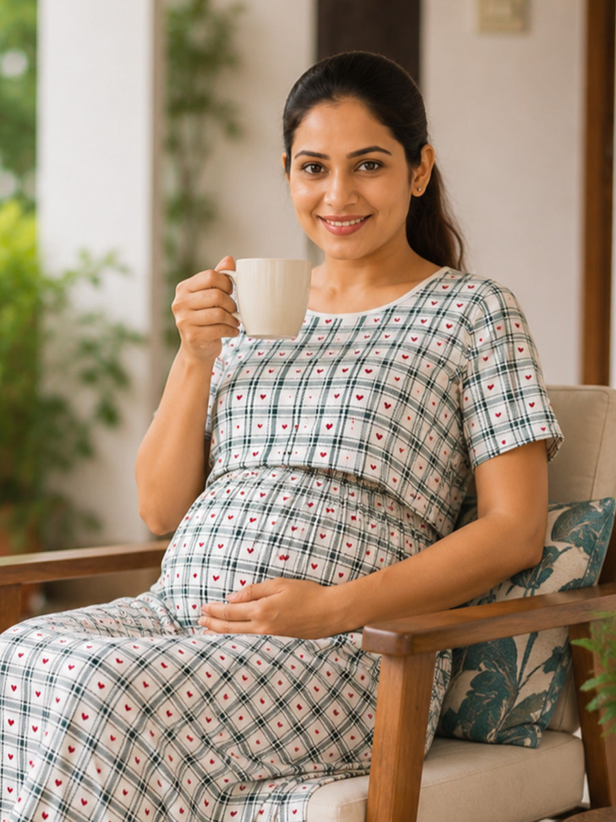 Ziva Zipless Maternity & Feeding Knitted Dress with Adjustable Tie & Side Pocket – Tiny Hearts Windowpane Print