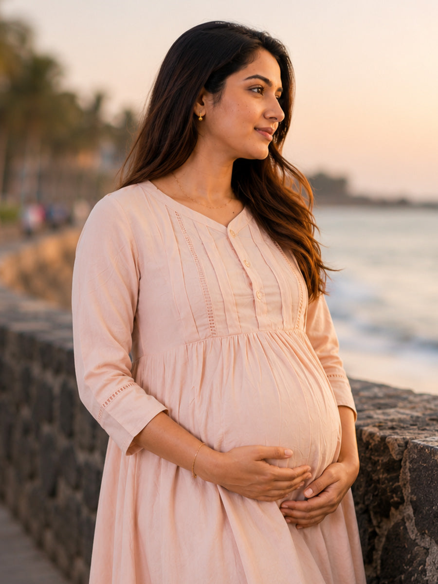 Ziva Maternity & Feeding Crinkle Textured Dress with Invisible Feeding Zip & Pocket – Peachy Pink