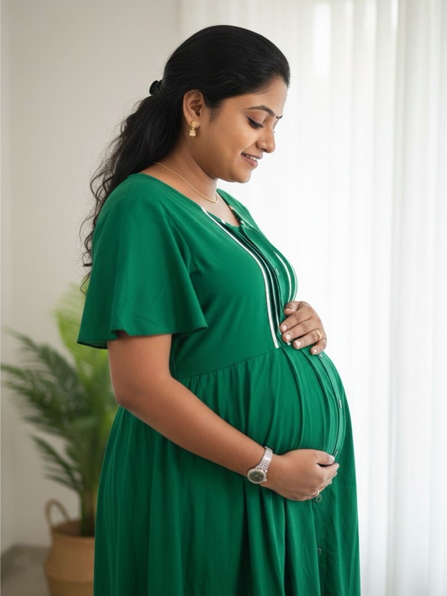 Green Plain Full-Open Feeding Short Nighty with Lace Yoke