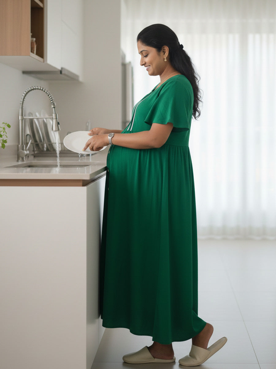 Green Plain Full-Open Feeding Short Nighty with Lace Yoke