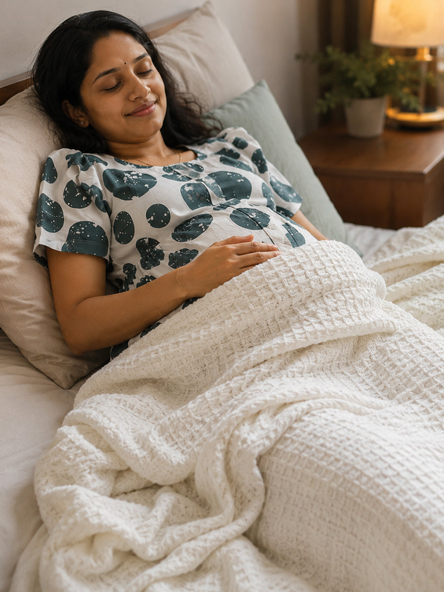Ziva Premium Organic Cotton Waffle Blanket | Off White | Multipurpose Pregnancy to Family Blanket | Soft & Breathable| Size- King, Queen, Twin