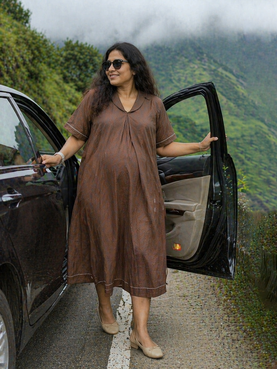 Ziva Maternity & Feeding Crushed Fabric A-Line Dress with Zip & Pocket – Coffee Brown