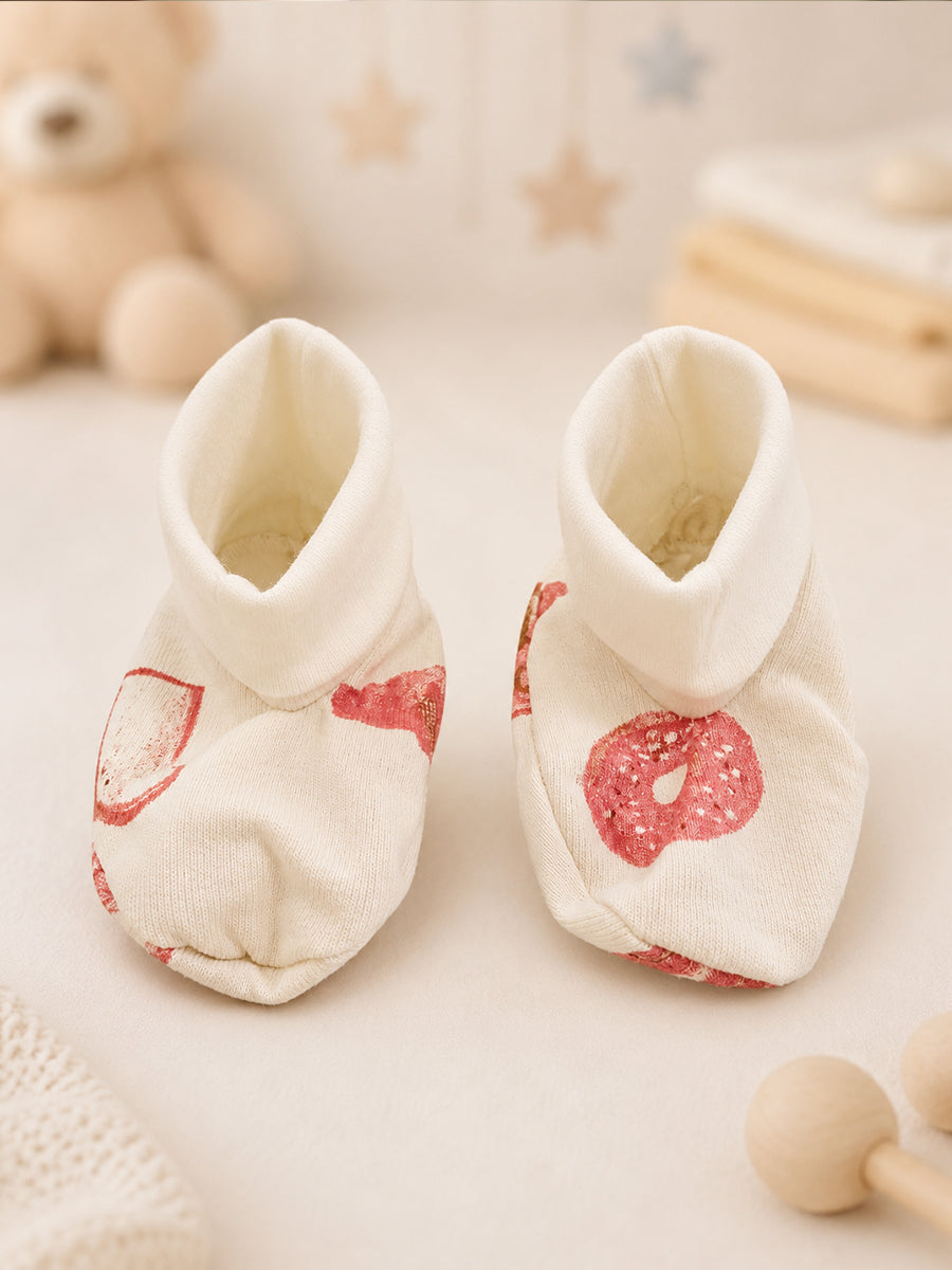 Ziva Baby Cap, Mitten & Bootie Set – Cream | Playful Bakery Print | Knitted Cotton