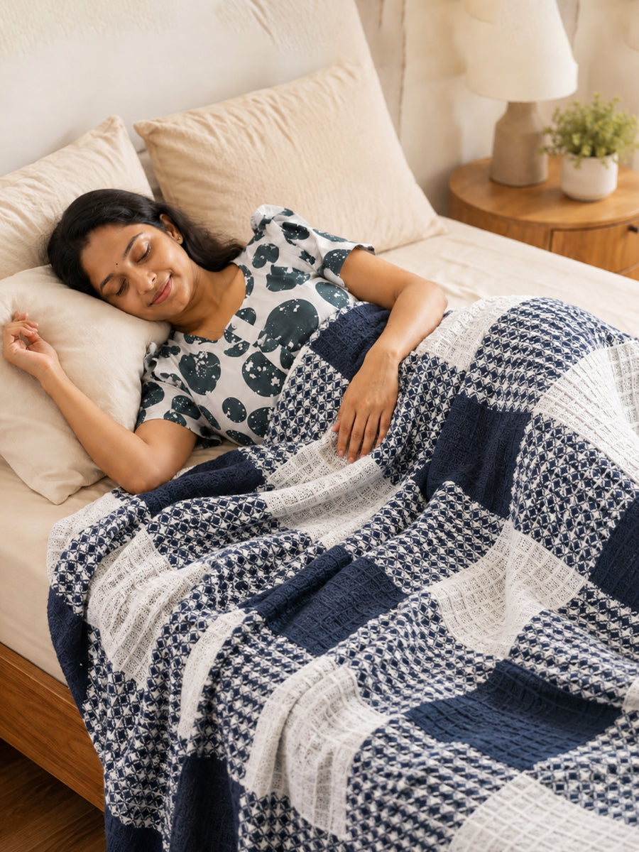 Ziva Premium Organic Cotton Waffle Blanket | Navy Blue & White | Multipurpose Pregnancy to Family Blanket | Soft & Breathable |Size- King, Queen, Twin
