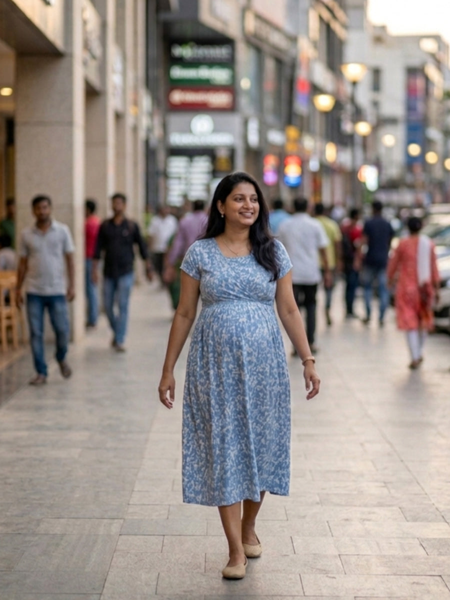 Ziva Maternity & Feeding Knitted Cotton Midi Dress with Zipless Feeding Access & Pocket – Steel Blue Abstract Floral