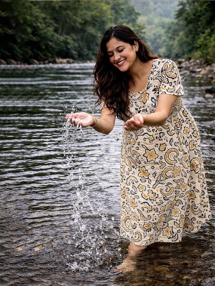 ZIVA Off White Paisley Zipless Maternity & Feeding Dress with Adjustable Tie and Side Pocket