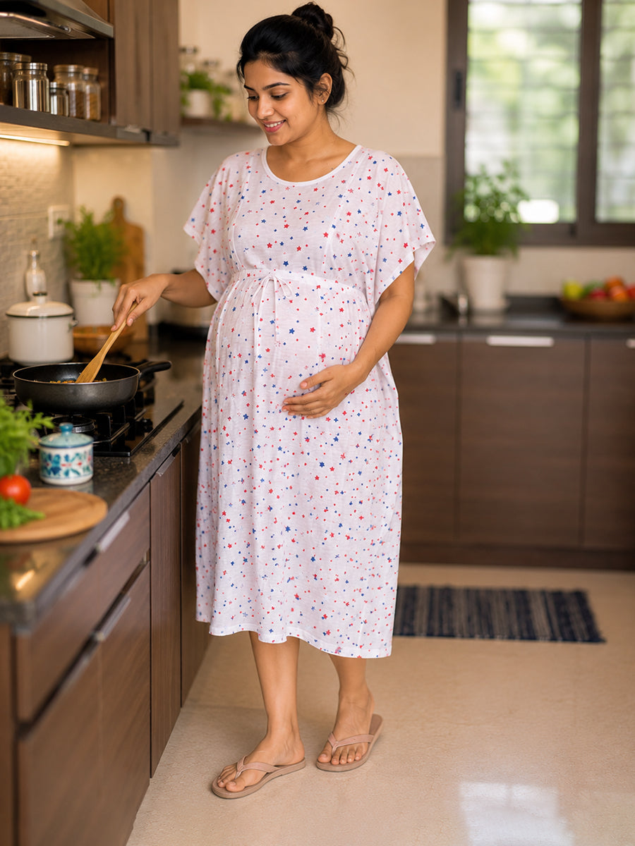 Ziva Maternity & Feeding Kaftan with Feeding Zip & Waist Tie – White | Red & Navy Star Print