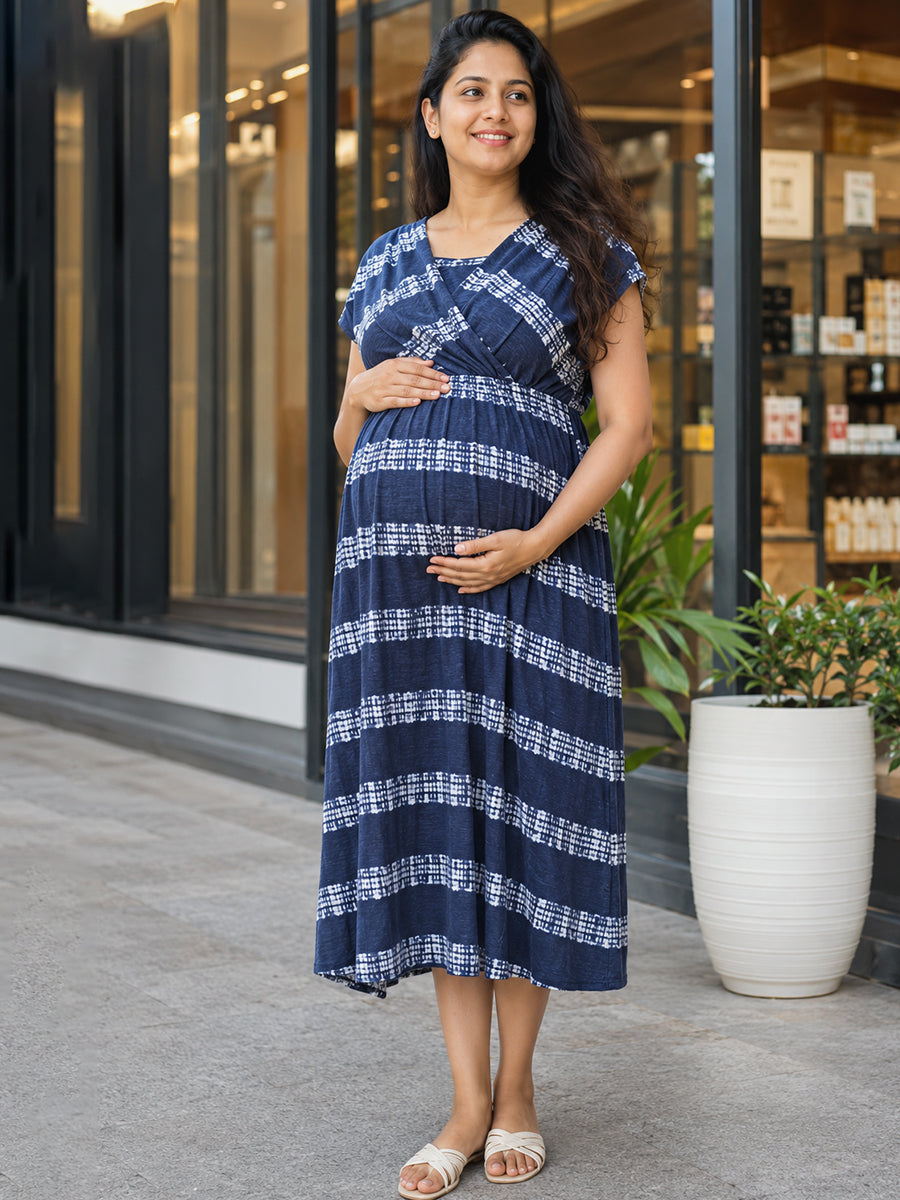 Ziva Maternity & Feeding Knitted Cotton Midi Dress with Zipless Feeding Access & Pocket – Navy Blue Tie-Dye Stripes