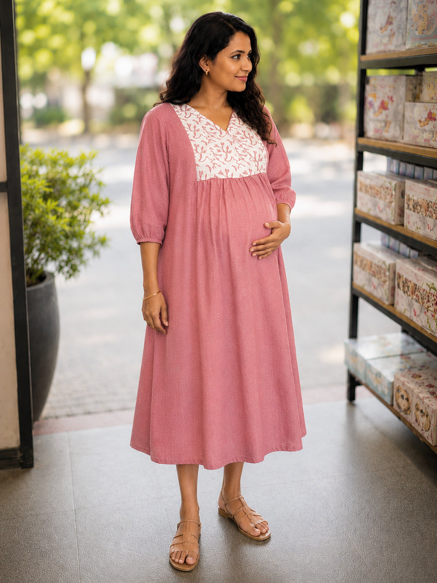 Ziva Maternity & Feeding Crushed Textured Shimmer Fabric Dress with Invisible Feeding Zip & Side Pocket – Pink