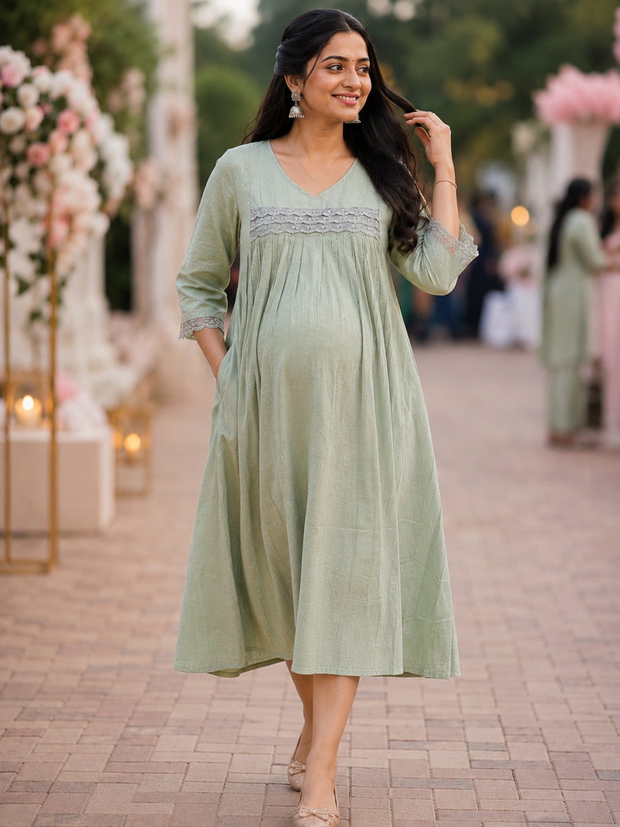 Ziva Maternity & Feeding Slub Grain Textured Dress with Invisible Feeding Zips, Crochet Lace Detailing & Pocket – Pastel Green