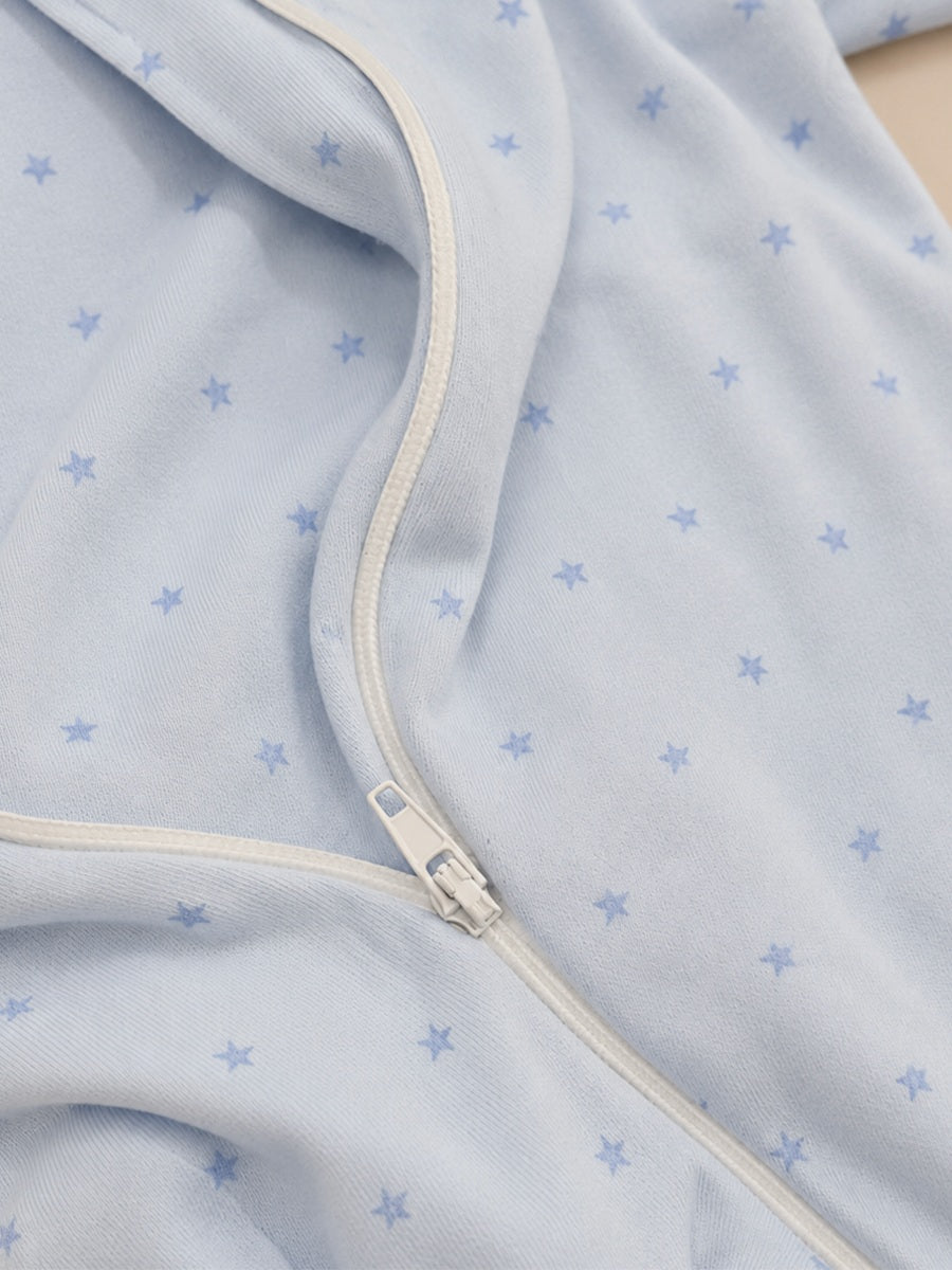 Ziva Baby Sleepsuit with Cap – Knitted Cotton Front Zip, Fold-Over Mittens & Integrated Booties | Baby Blue | Tiny Blue Stars Print