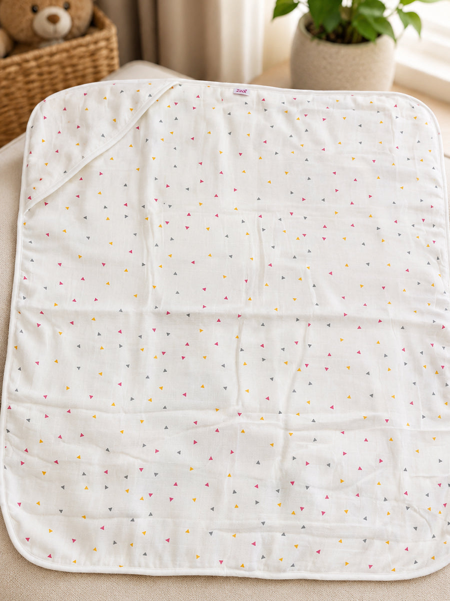 Ziva Premium Muslin Hooded Towel – Double Layer Muslin with Soft Fleece Core | Playful Triangles Print