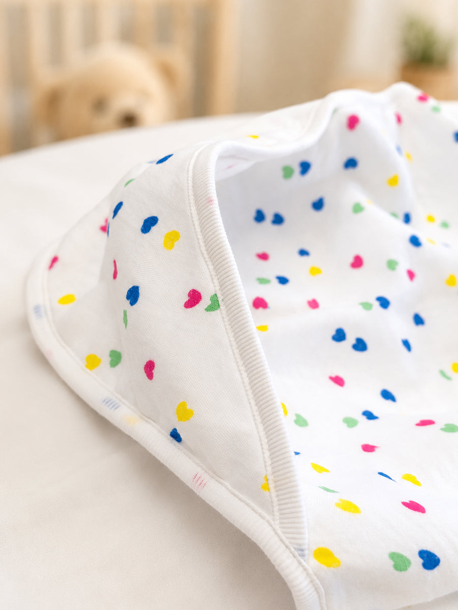 Ziva Premium Muslin Hooded Towel – Double Layer Muslin with Soft Fleece Core | Candy Hearts Print