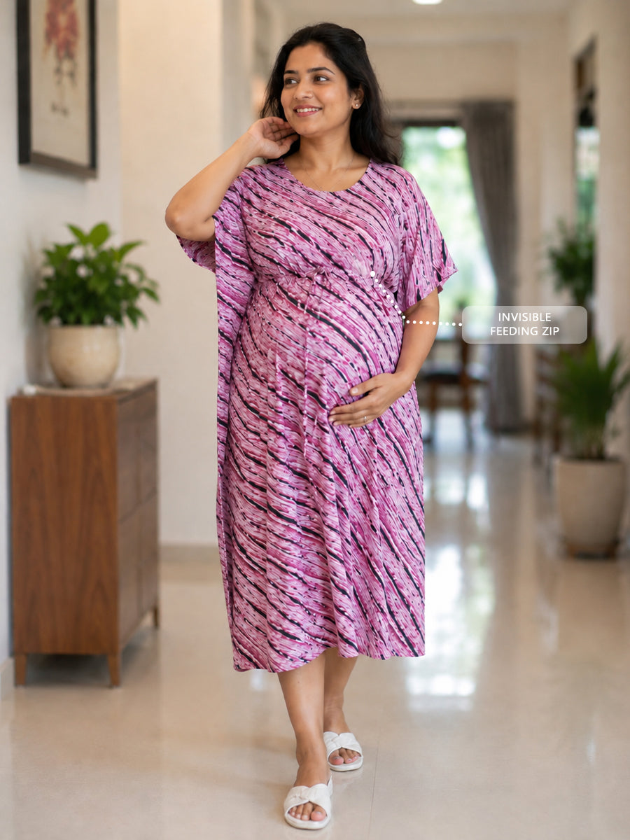 Ziva Maternity & Feeding Kaftan with Feeding Zip & Waist Tie – Peach Pink & Charcoal Brush Stroke Print