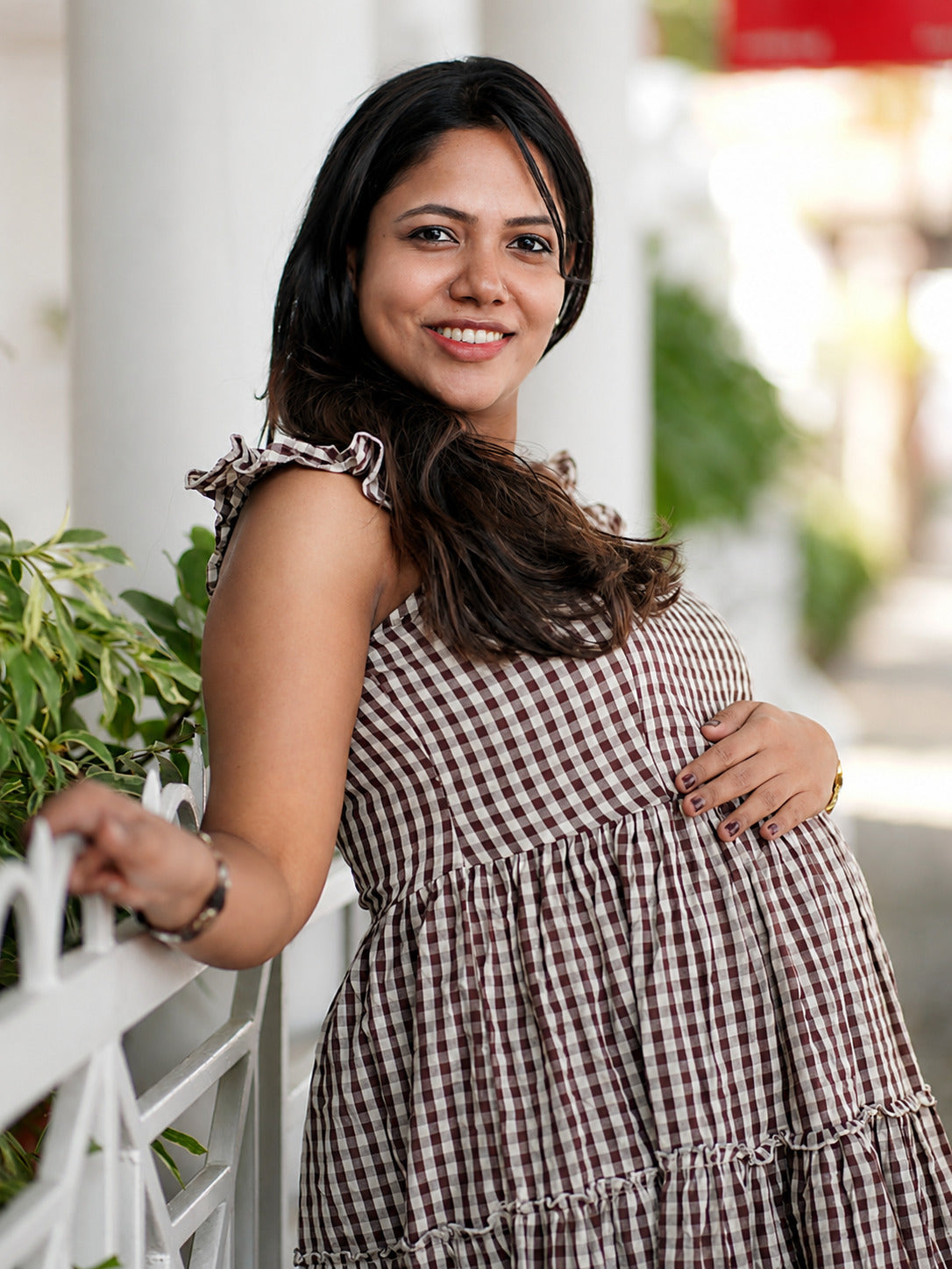 Sleeveless & Short-Sleeve Dresses