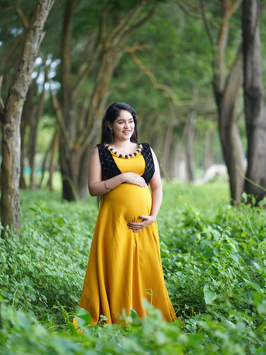 Maternity Photo Gown- Yellow