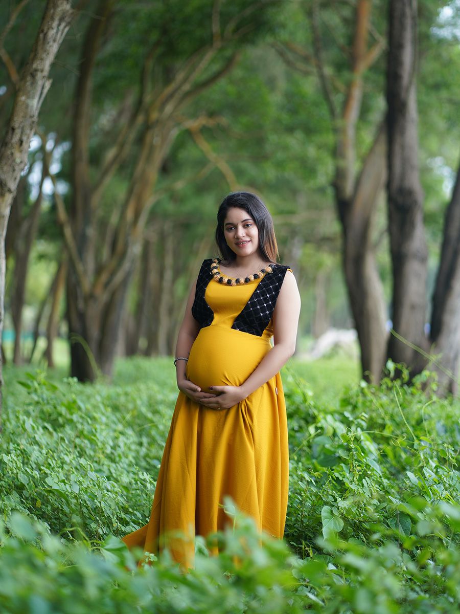 Maternity Photo Gown- Yellow