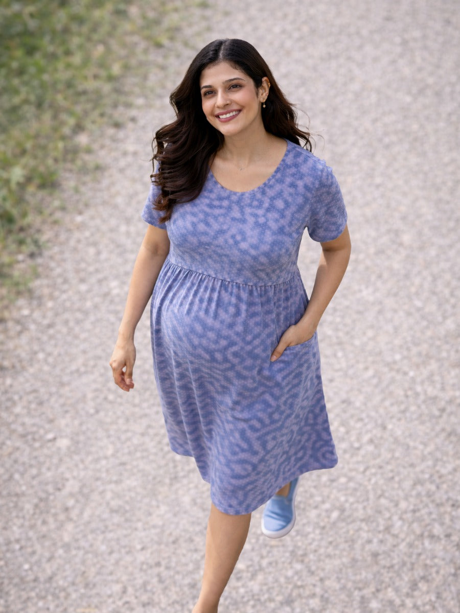 Blue Geometric Tie-Dye Zipless Maternity & Nursing Gathered Dress with Adjustable Tie & Pocket