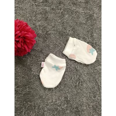 Baby Cap/ Mitten/ Bootie- Strawberry Print