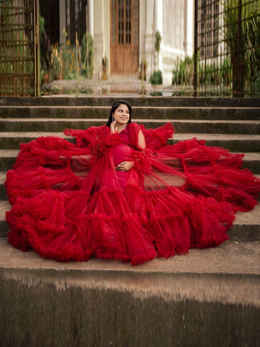 Maternity Baby Shower Red Tulle