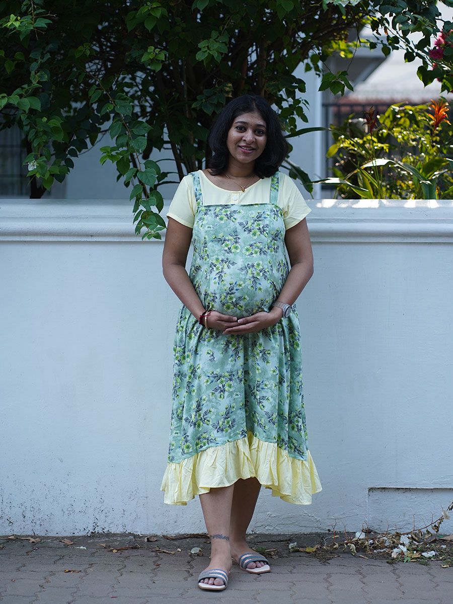 Maternity Dungree Short Gown Janet L Green