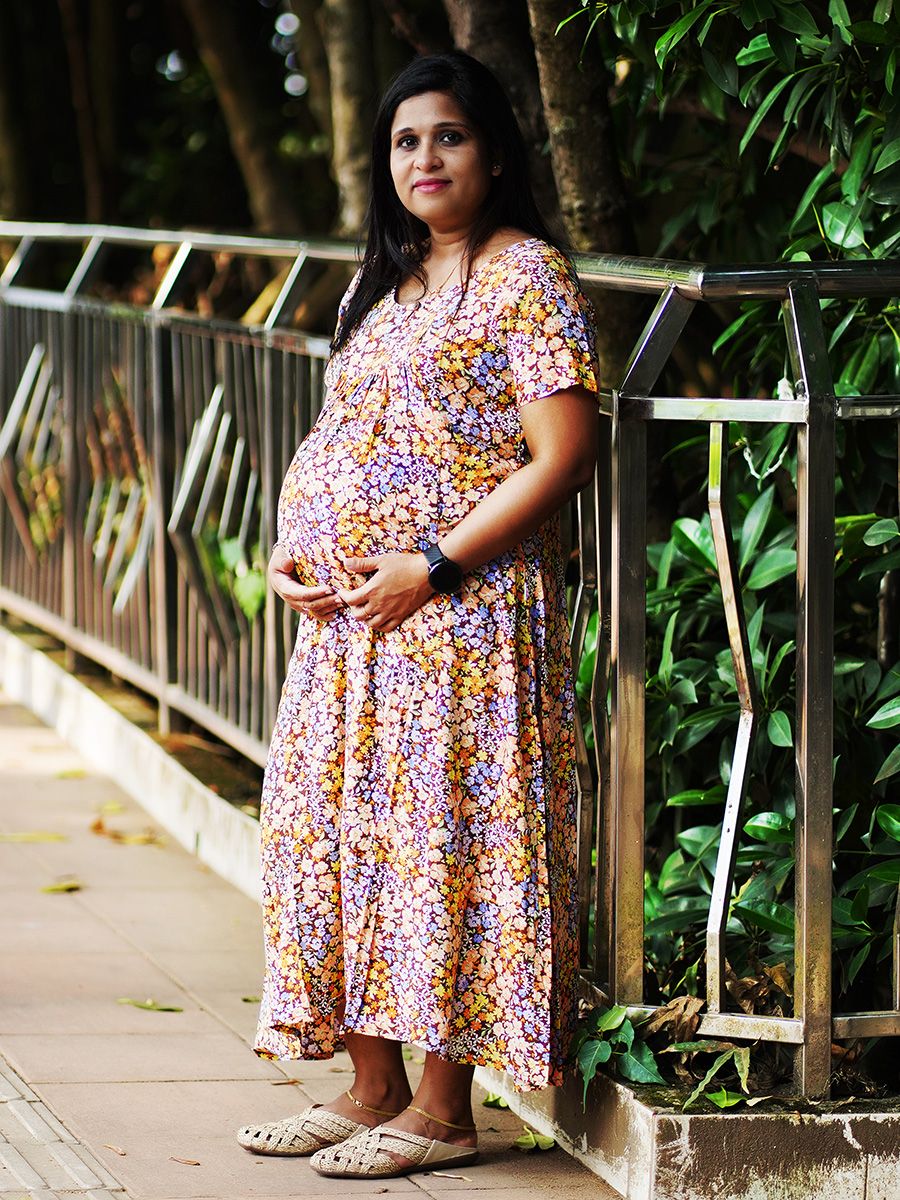 Maternity Short Night Gown- Dara Brown