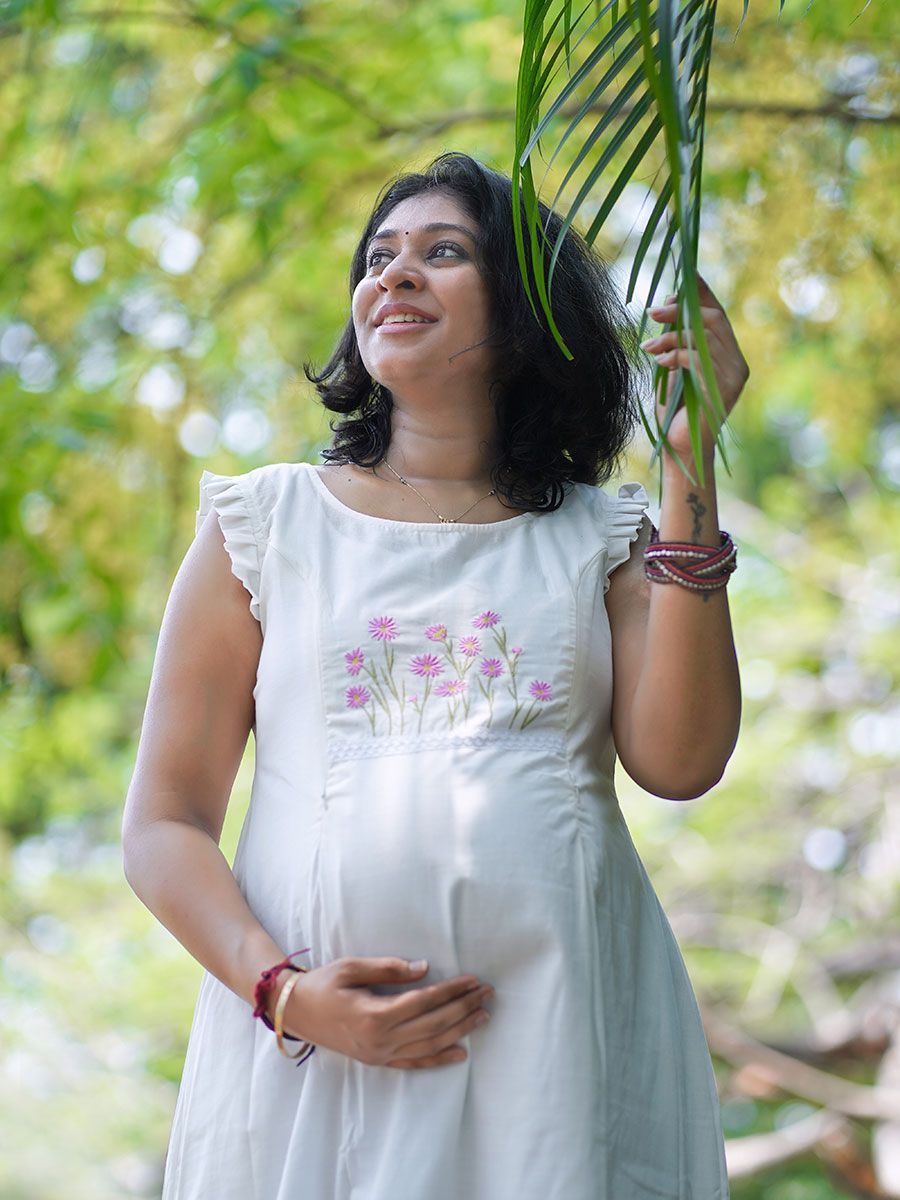 Maternity sleeveless Dress Emfi White