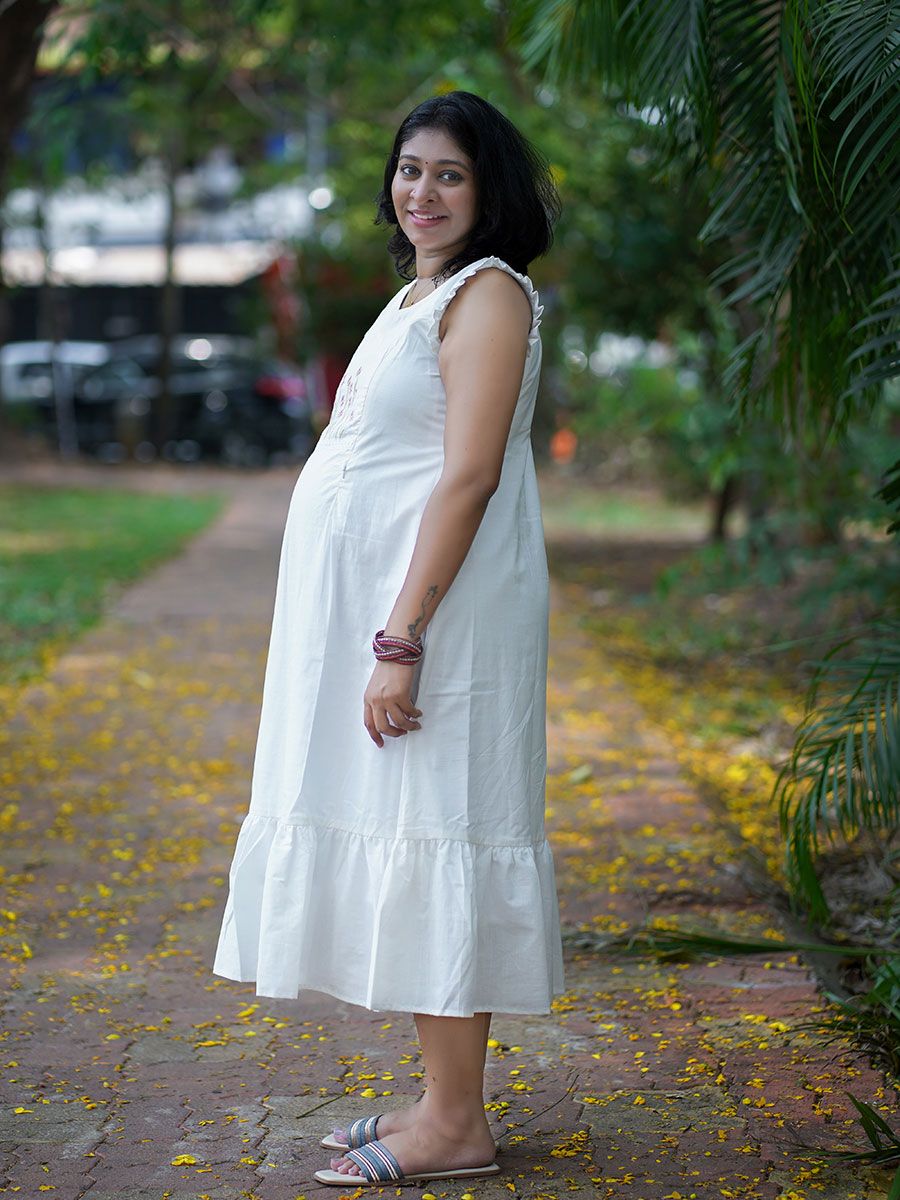 Maternity sleeveless Dress Emfi White