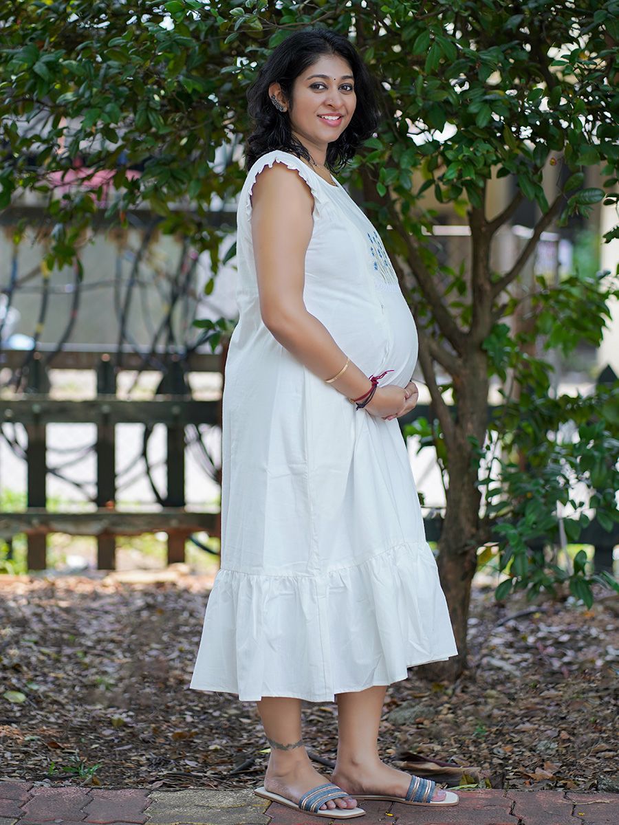 Maternity sleeveless Dress Emfi White - B