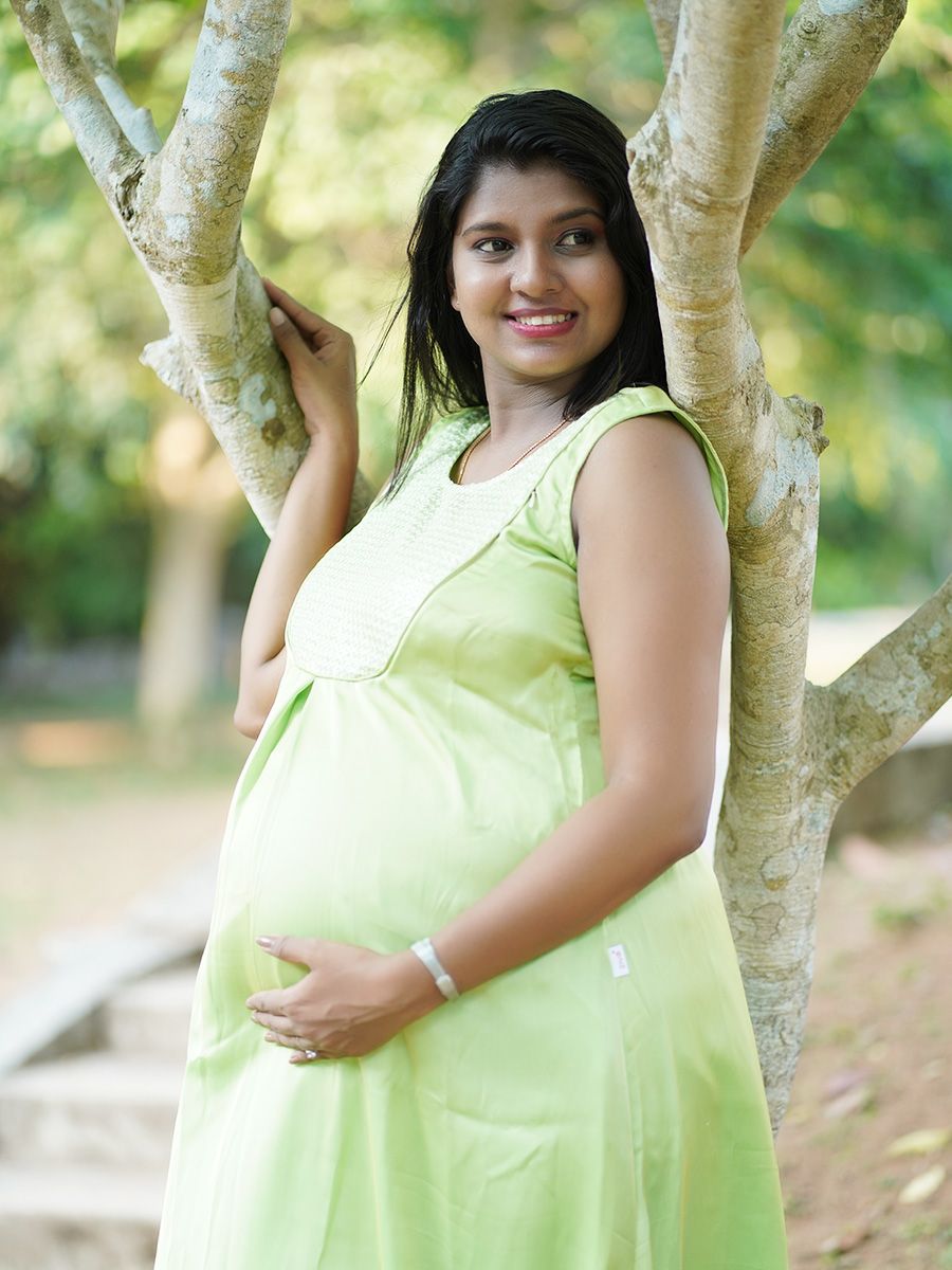 Maternity Photo Gown- parrot green